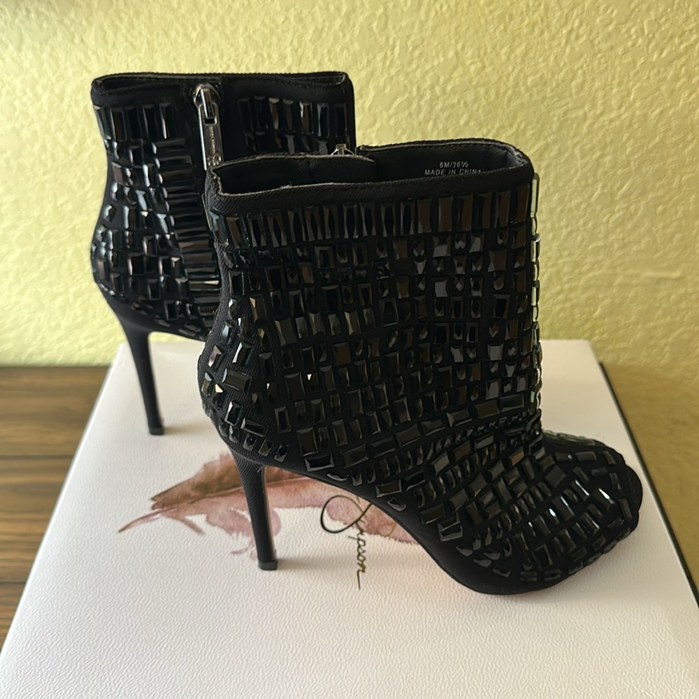 Jessica Simpson- Black Ankle Boots